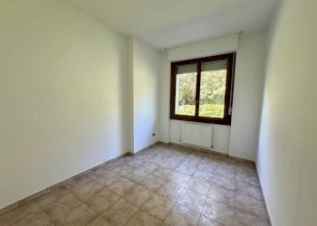 Camera da letto - Trilocale via Emilio Salgari, Genova (zona Pegli) - foto 18