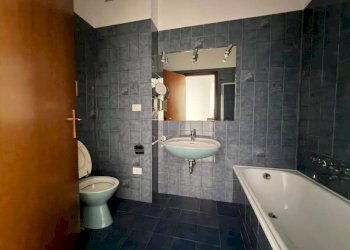 Bagno - Trilocale via Emilio Salgari, Genova (zona Pegli) - foto 20