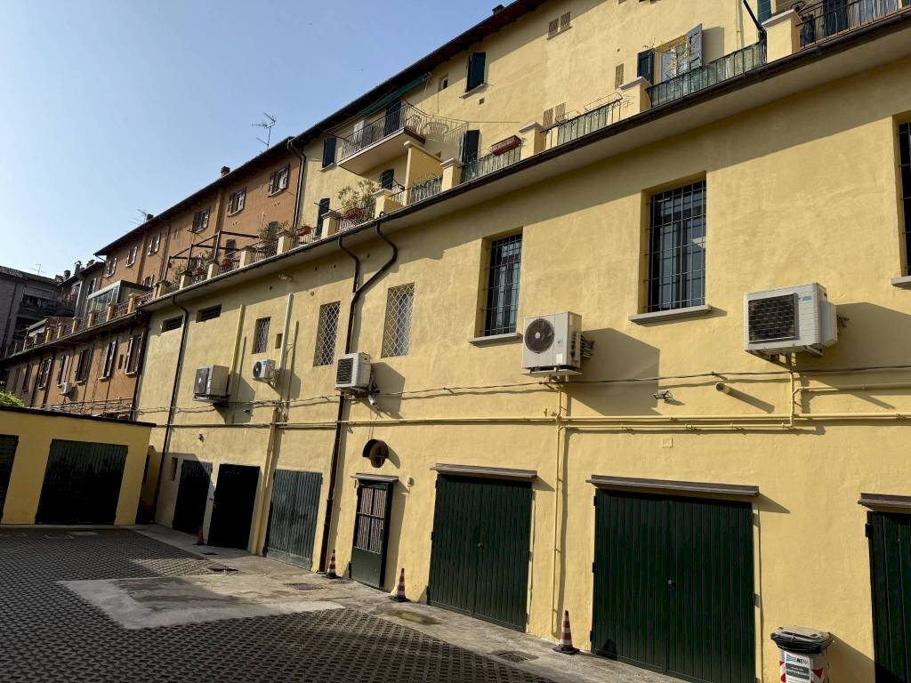 Facciata - Trilocale via Porrettana, 318, Casalecchio di Reno - foto 2