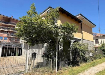Facciata - Villa via Orbassano, 9, Carmagnola - foto 4