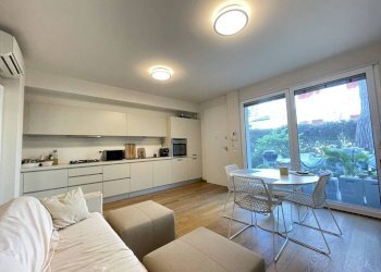 Salone - Quadrilocale viale delle Palme, 64, Ravenna (zona Porto Corsini) - foto 1