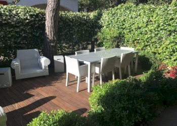 Giardino - Quadrilocale viale delle Palme, 64, Ravenna (zona Porto Corsini) - foto 11