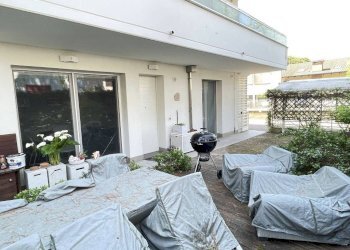 Giardino - Quadrilocale viale delle Palme, 64, Ravenna (zona Porto Corsini) - foto 47