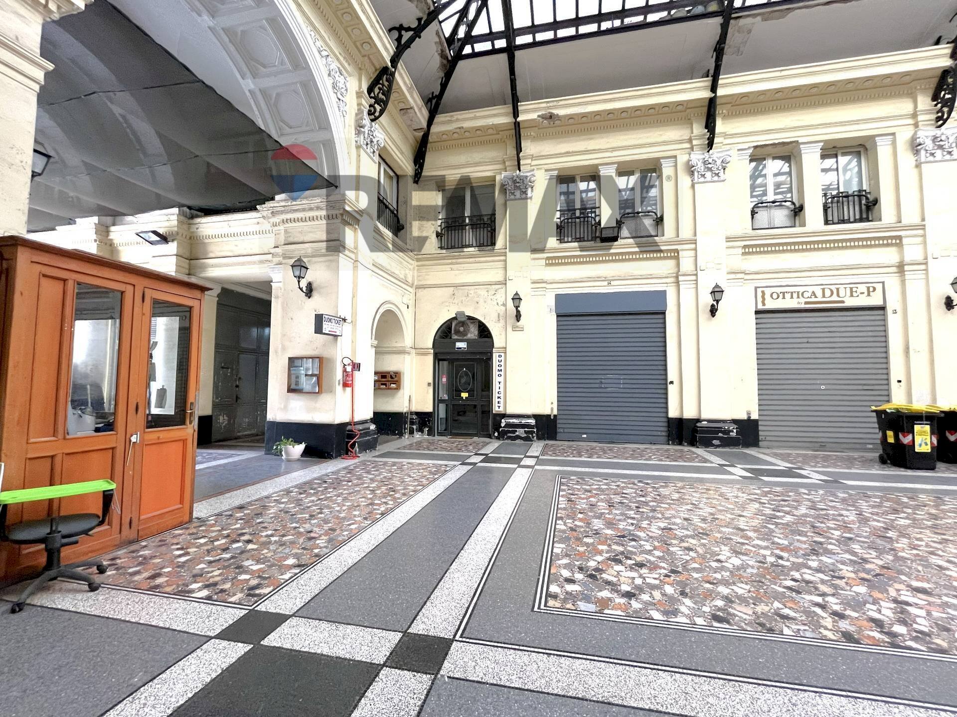 Edificio all\'aperto - Ufficio VIA Piazza Nicola Amore
 
14, Napoli - foto 2
