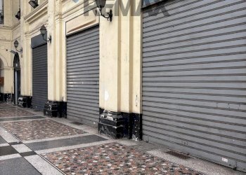 Edificio all\'aperto - Ufficio VIA Piazza Nicola Amore
 
14, Napoli - foto 3