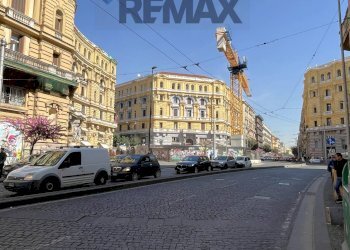 Edificio all\'aperto - Ufficio VIA Piazza Nicola Amore
 
14, Napoli - foto 14