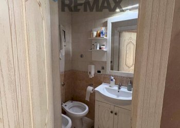 Bagno - Two-room apartment Napoli - photo 20