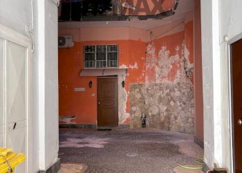 Edificio all\'aperto - Two-room apartment Napoli - photo 23