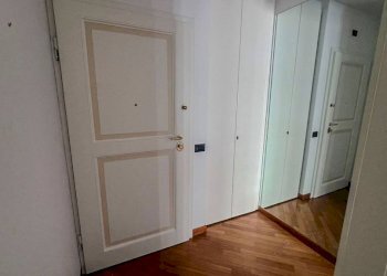 Ingresso - Appartamento piazza Antonio Pittaluga, Genova (zona Nervi) - foto 2