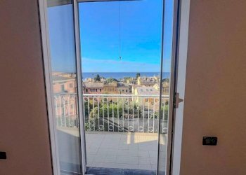 Balcone - Appartamento piazza Antonio Pittaluga, Genova (zona Nervi) - foto 24