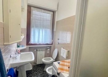 Bagno - Two-room apartment via Redipuglia, 44, Melzo - photo 10
