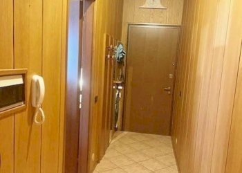Corridoio - Two-room apartment via Redipuglia, 44, Melzo - photo 12