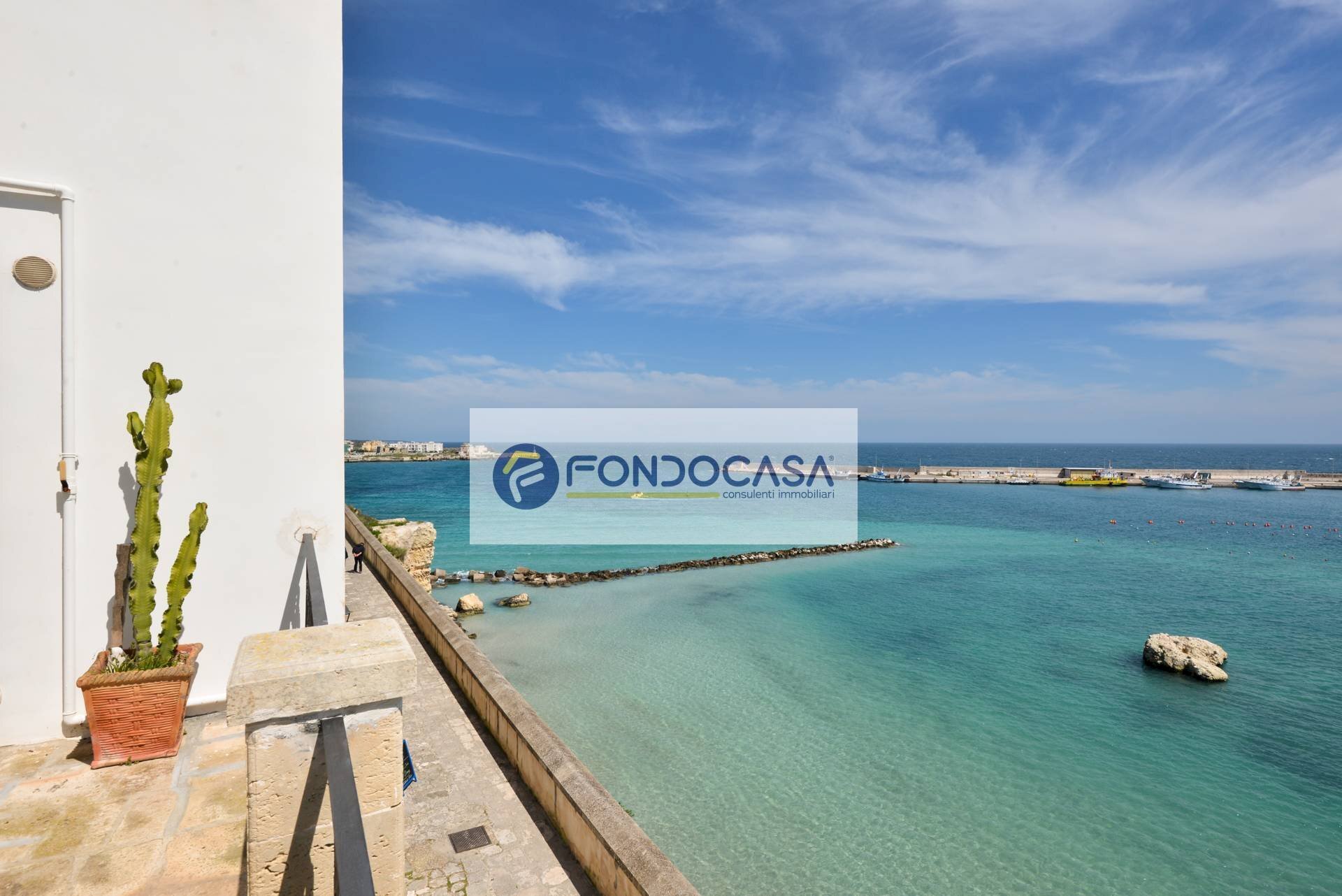 Foto 1 - Quadrilocale via Scupoli
 
28, Otranto - foto 1