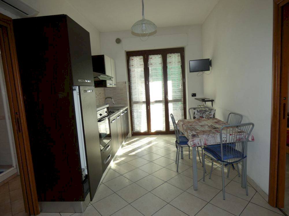 Cucina - Two-room apartment corso Giacomo Matteotti, Alba - photo 1