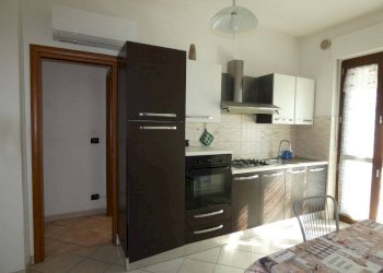 Cucina - Two-room apartment corso Giacomo Matteotti, Alba - photo 6