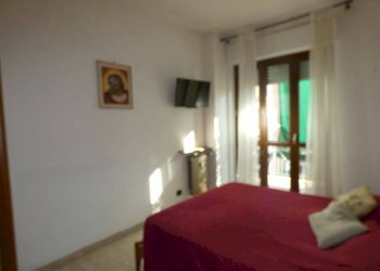 Camera da letto - Two-room apartment corso Giacomo Matteotti, Alba - photo 9