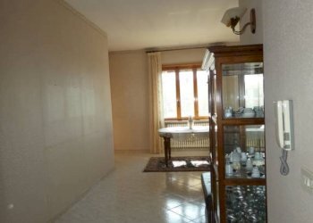 Sala da pranzo - Four-room apartment via Tagliamento, Bra - photo 2