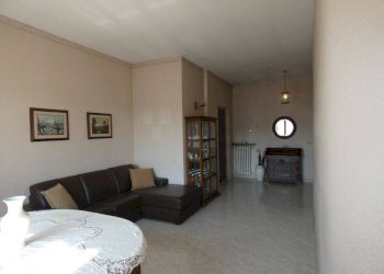 Salone - Four-room apartment via Tagliamento, Bra - photo 3