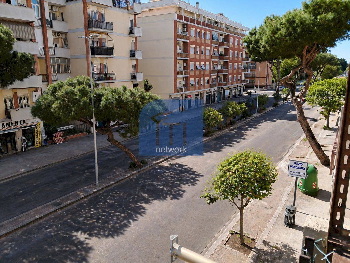 Foto 3 - Trilocale Viale dei Promontori
 
50, Roma - foto 3