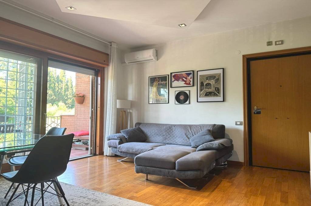 Soggiorno - Two-room apartment via Giannetto Valli, Roma - photo 2