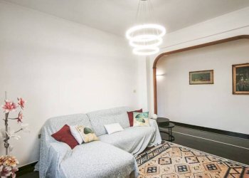 Salone - Appartamento via Tortosa, Genova (zona Marassi) - foto 7