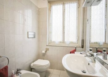 Bagno - Appartamento via Tortosa, Genova (zona Marassi) - foto 19