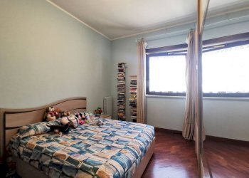 Camera da letto - Quadrilocale via Stefano Clemente, 8, Torino (zona San Donato) - foto 15