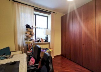 Camera da letto - Quadrilocale via Stefano Clemente, 8, Torino (zona San Donato) - foto 22