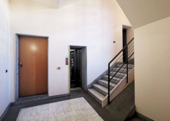 Interno palazzo - Quadrilocale via Stefano Clemente, 8, Torino (zona San Donato) - foto 28