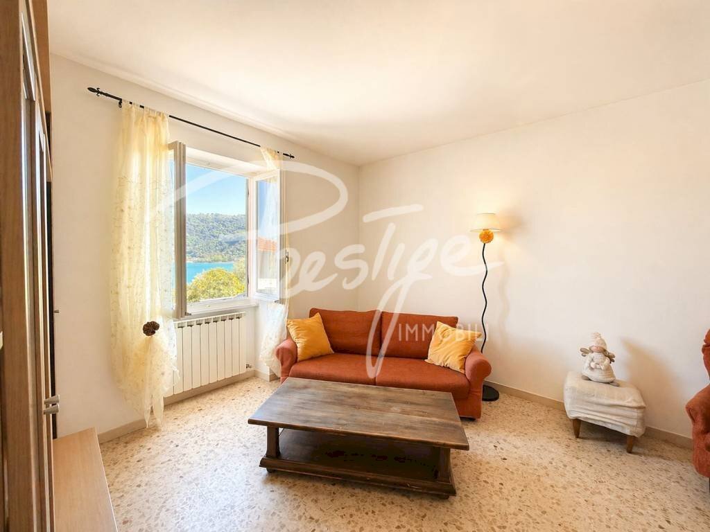 Salone - Four-room apartment via delle Ville, Portovenere - photo 3