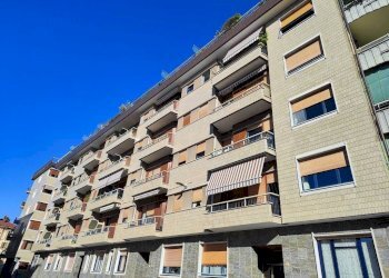 Facciata - Three-room apartment via Lorenzo Bertano, 3, Cuneo (neighborhood Centro) - photo 1