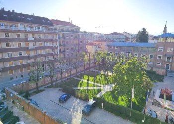 Vista - Trilocale via Lorenzo Bertano, 3, Cuneo (zona Centro) - foto 8