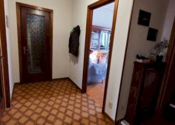 Disimpegno - Trilocale via Lorenzo Bertano, 3, Cuneo (zona Centro) - foto 11