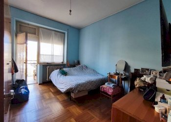 Camera da letto - Trilocale via Antonio Bassignano, 67, Cuneo (zona Centro) - foto 11