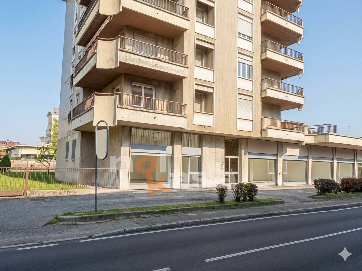 Foto 2 - Locale Commerciale via Genova
 
28, Busto Arsizio - foto 2