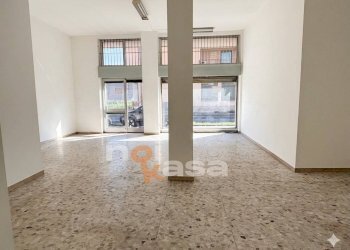 Foto 7 - Commercial Premises via Genova
 
28, Busto Arsizio - photo 7