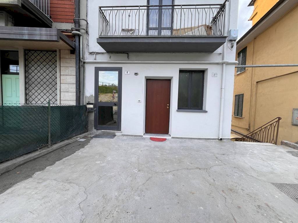 Facciata - Trilocale via Nazionale Toscana, 245, Bologna (zona Savena) - foto 3
