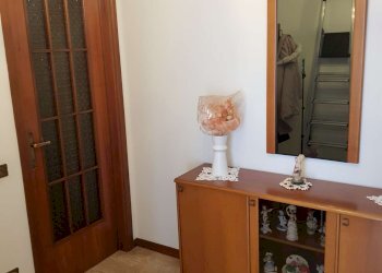 ingresso piano primo - Villa via De Gasperi, Bagnolo Cremasco - foto 6