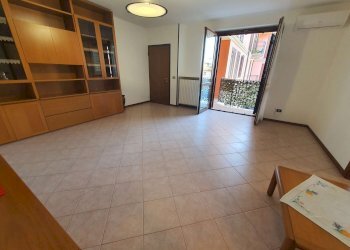 soggiorno - Three-room apartment via Vittorio Emanuele, Dovera - photo 33