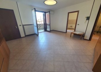 soggiorno - Three-room apartment via Vittorio Emanuele, Dovera - photo 36