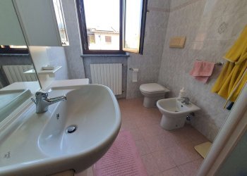 bagno - Three-room apartment via Vittorio Emanuele, Dovera - photo 48