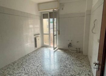 Salone - Appartamento via Pietro Parnisetti, 4, Alessandria - foto 2