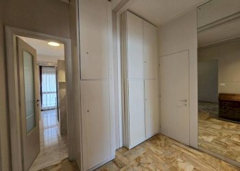 Disimpegno - Appartamento via Gabriele Chiabrera, 44, Torino (zona San Salvario) - foto 21