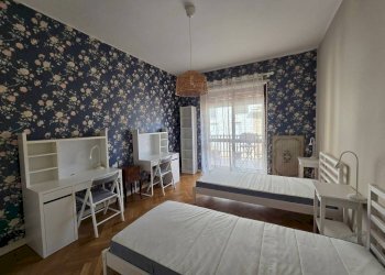 Camera da letto - Appartamento via Gabriele Chiabrera, 44, Torino (zona San Salvario) - foto 22