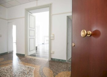 via caffaro vendita ultimo piano - Quadrilocale via Caffaro, 25-9A, Genova (zona Castelletto) - foto 16