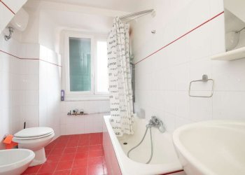 via caffaro vendita ultimo piano - Quadrilocale via Caffaro, 25-9A, Genova (zona Castelletto) - foto 20