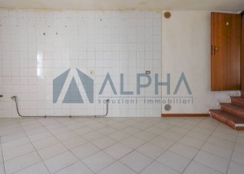 Salone - Casa indipendente via Giuseppe Garibaldi, Dovadola - foto 8