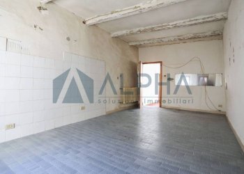 Cucina - Casa indipendente via Giuseppe Garibaldi, Dovadola - foto 17