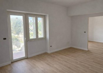 Camera da letto - Bilocale via Giambattista Gelli, Roma (zona Casal Bernocchi) - foto 5