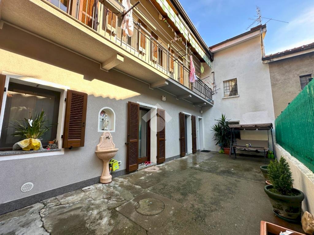 Casa semi indipendente Vicolo san benedetto, Santhià - foto 1